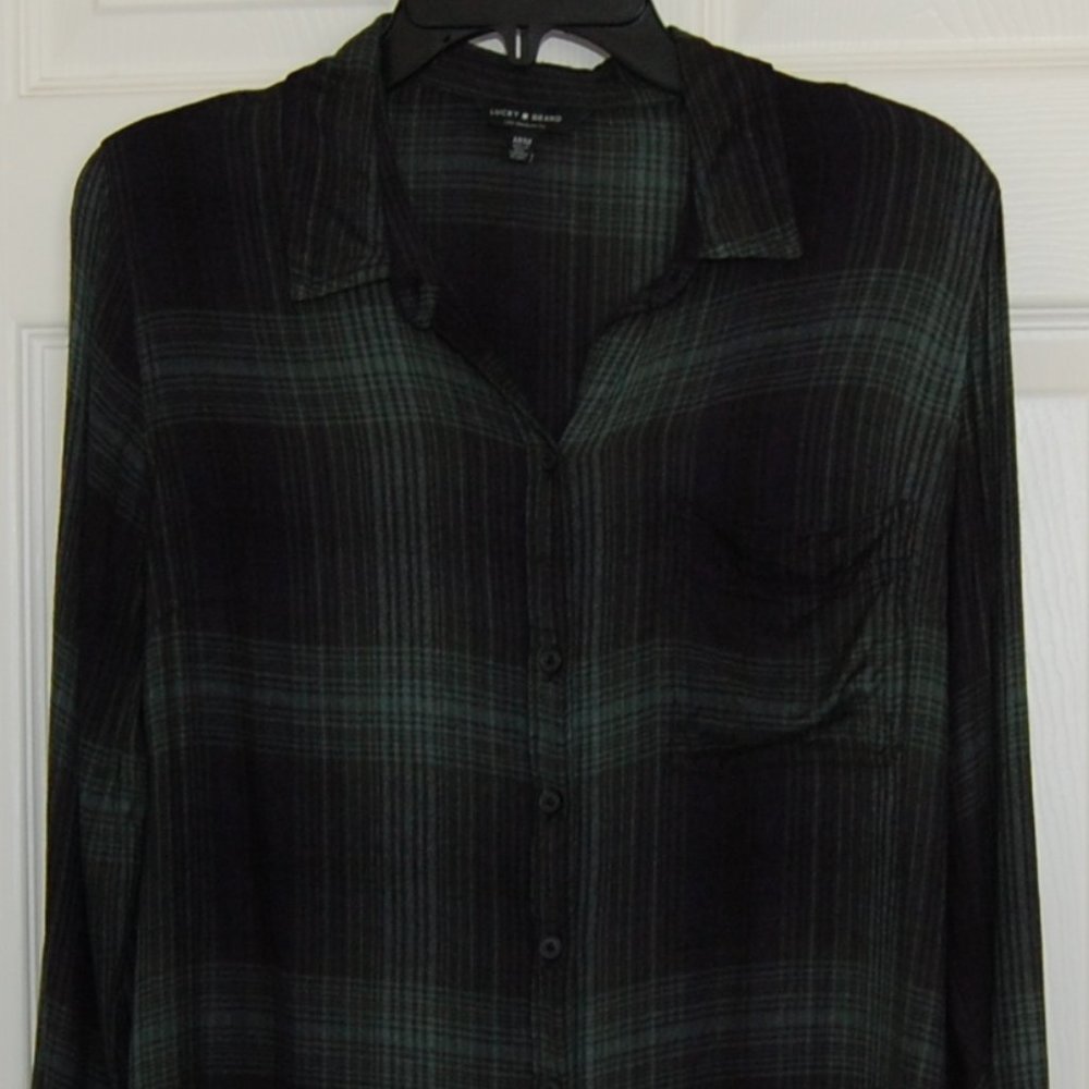 Lucky Brand Viscose Shirt, Size M, Green Plaid, with Shirttail Button Back Hem - Picture 6 of 9